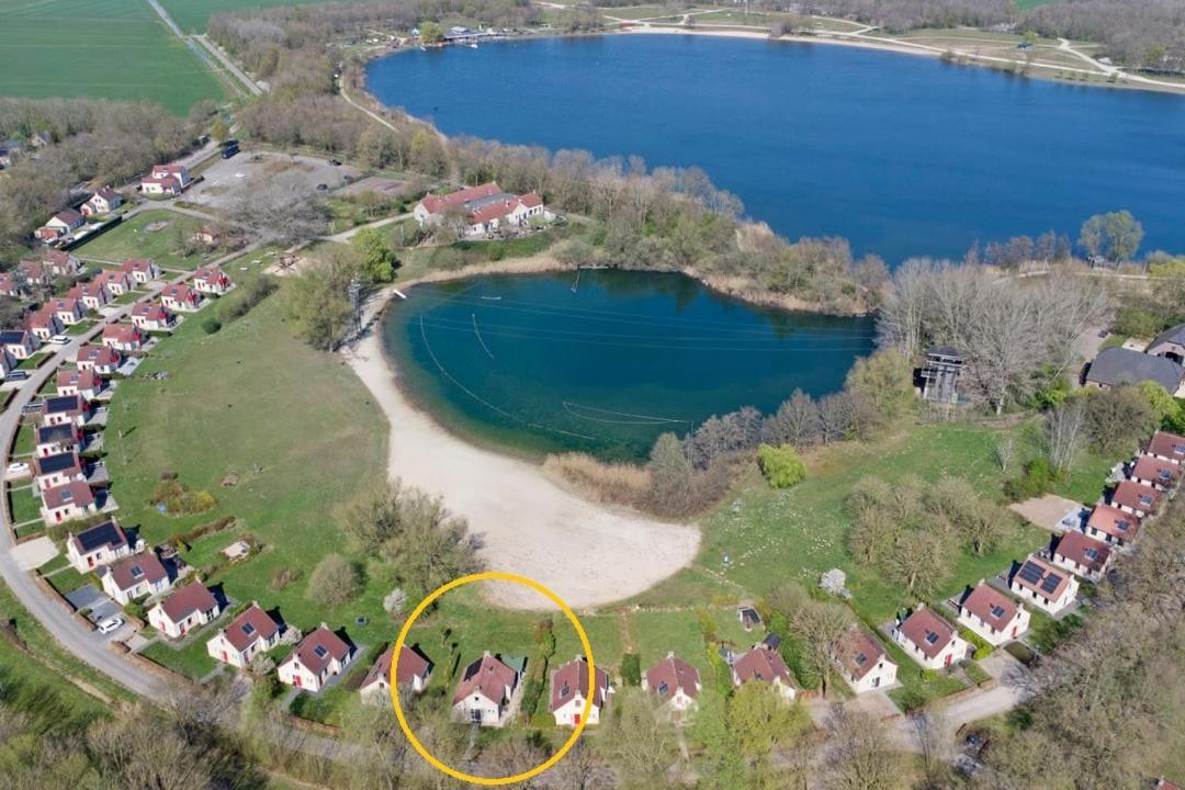 Gezellige Vakantiewoning Aan Het Water In Ewijk - Recreational Only No Workers Екстер'єр фото