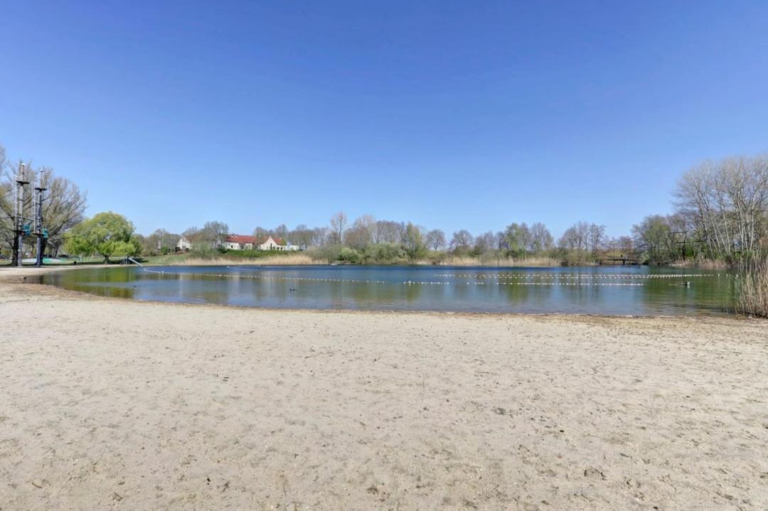 Gezellige Vakantiewoning Aan Het Water In Ewijk - Recreational Only No Workers Екстер'єр фото